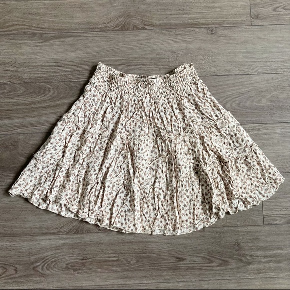 Urban Planet Floral Skirt - Picture 1 of 5